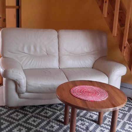 Agreable Logement Dans Petit Village Sud-Essonne Champcueil 外观 照片