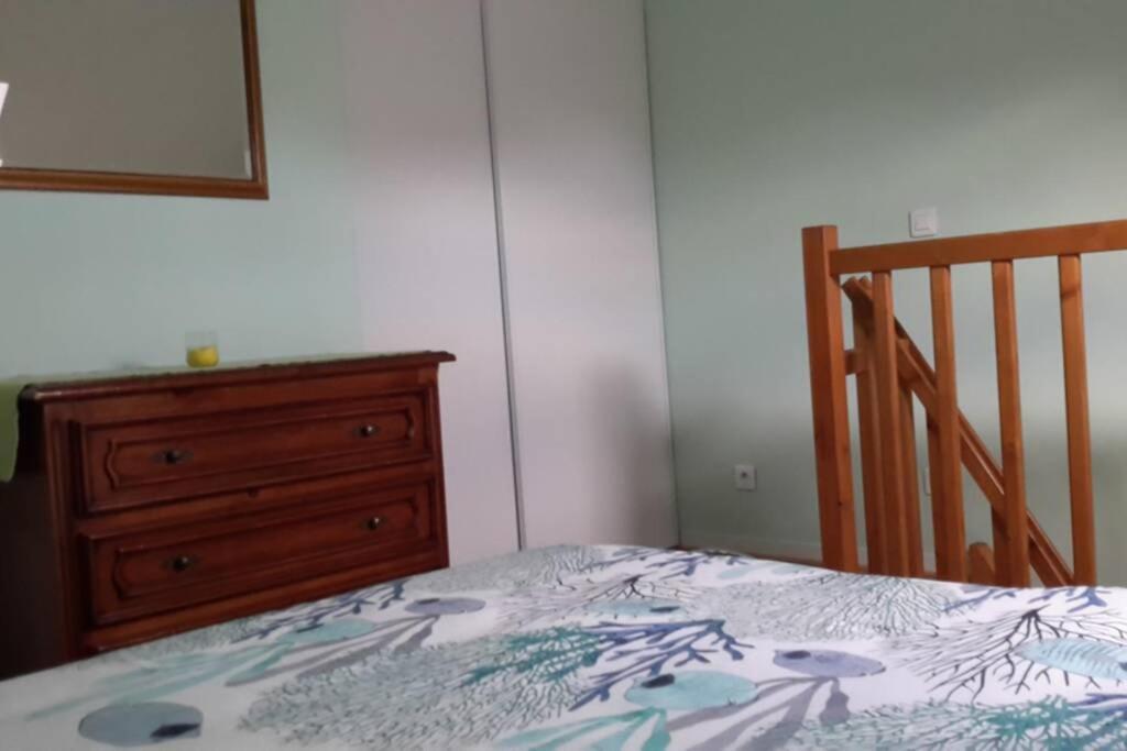 Agreable Logement Dans Petit Village Sud-Essonne Champcueil 外观 照片